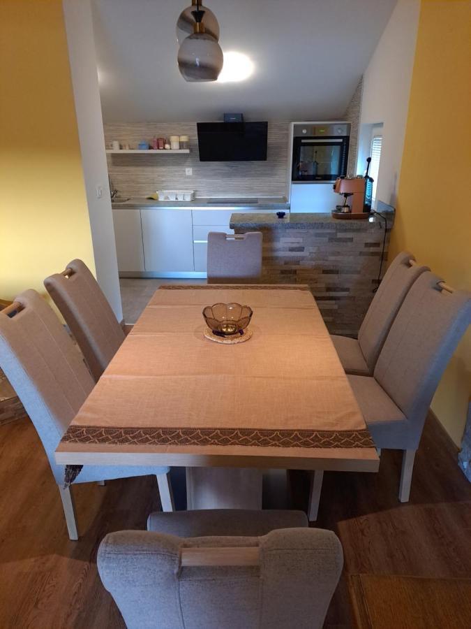 Apartman Vidas Palit Exterior foto